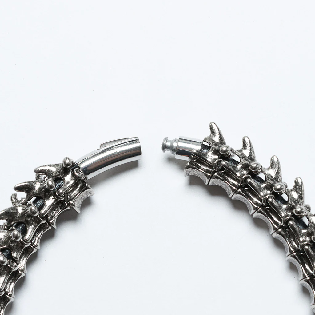 Apocalypse Punk Skeleton Neck Ring - Image 5