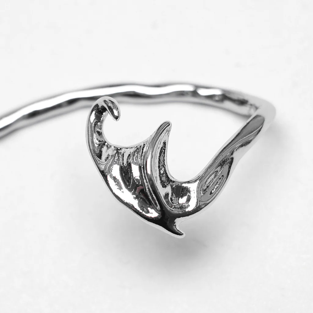 Goth Heart Shape Bat Earbone Earring - Image 5