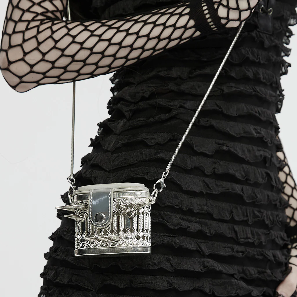 Punk hollow metal mini bag - Image 4