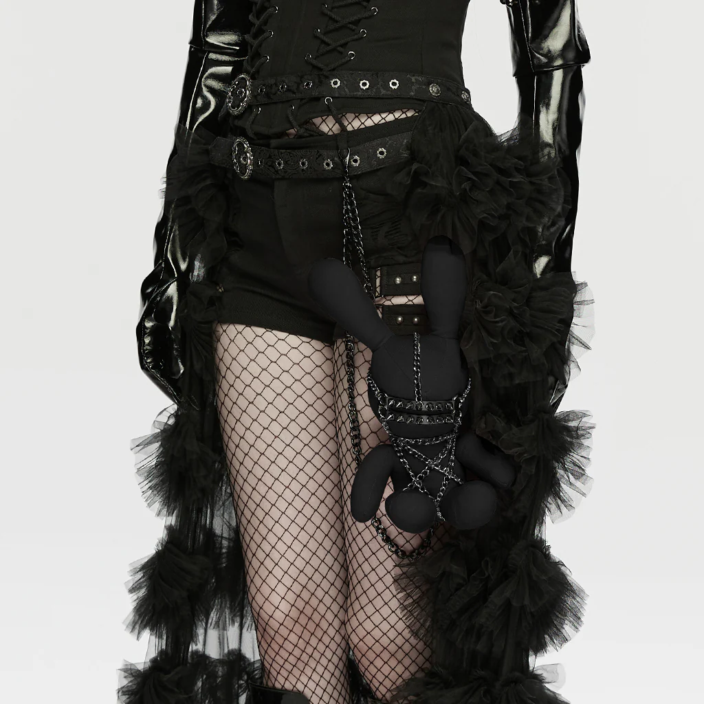 Punk rivet doll - Image 4